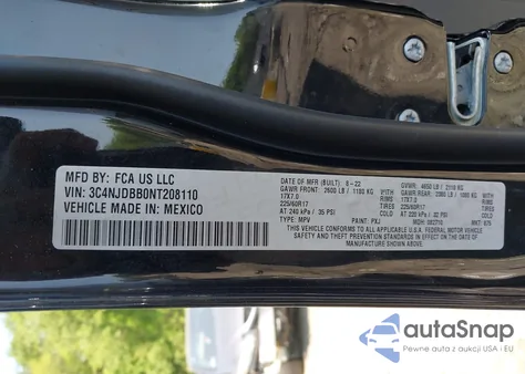 2022 Jeep Compass Latitude 4X4 z USA, uszkodzony, nr VIN 3C4NJDBB0NT208110